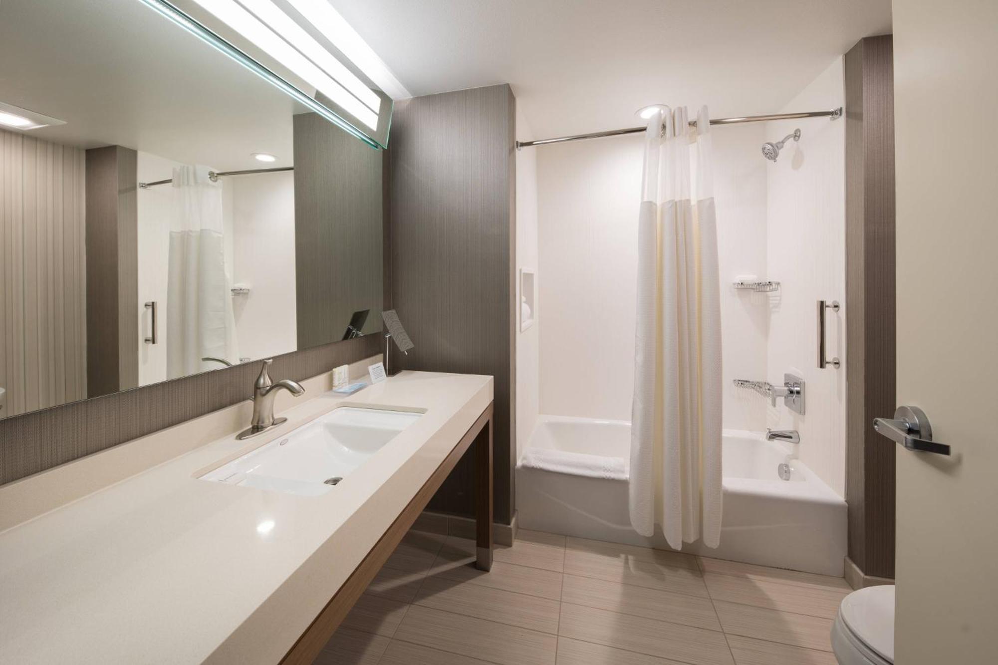 Courtyard By Marriott Russellville Luaran gambar